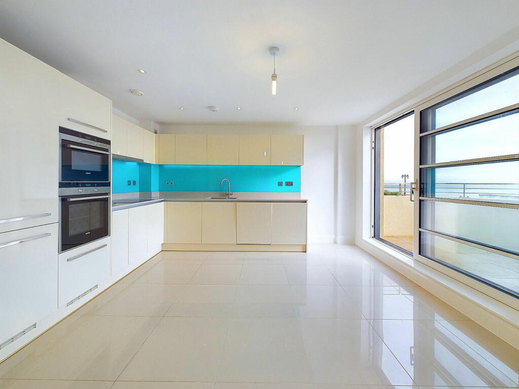 Additional image 4 of Vista Mare East, 42, West Parade, Worthing, BN11