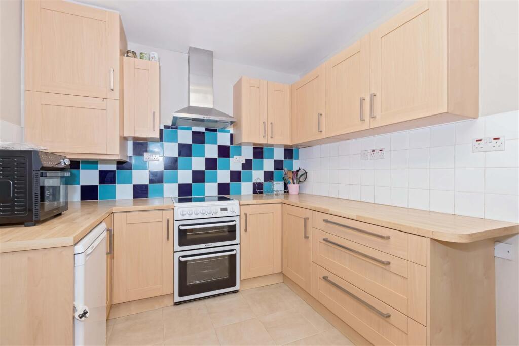 Additional image 14 of Chute Avenue, High Salvington