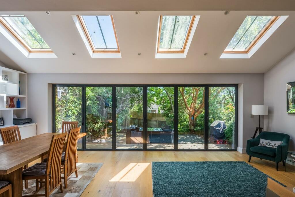 Additional image 20 of Woodland Drive, Hove