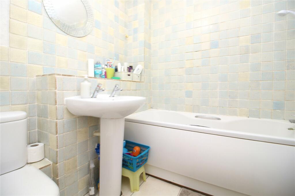 Additional image 8 of Buckingham Walk, New Milton, Hampshire, BH25