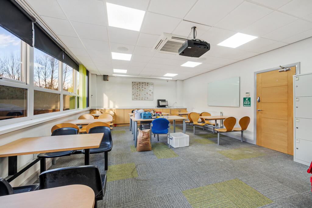 Additional image 18 of LAKESIDE HOUSE, WATERSIDE BUSINESS PARK, SMITHS ROAD, BOLTON, GREATER MANCHESTER, BL3 2QJ