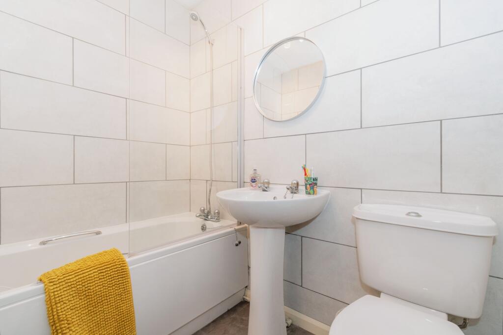 Additional image 13 of Oberon Way, Bingley, BD16