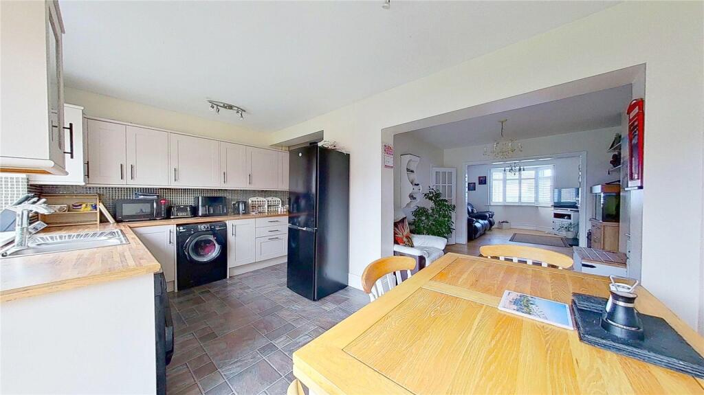 Additional image 4 of Grand Avenue, Lancing, West Sussex, BN15