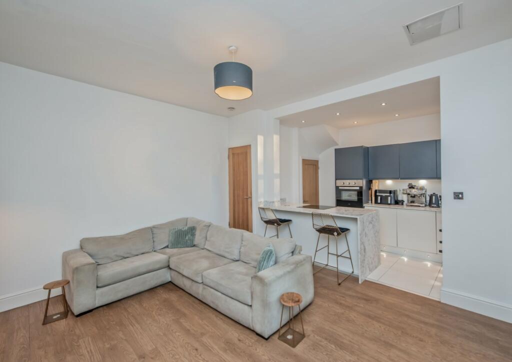 Additional image 4 of First Street, Low Moor, Bradford, West Yorkshire, BD12