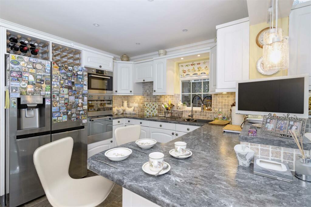 Additional image 18 of Manor Road, Lancing