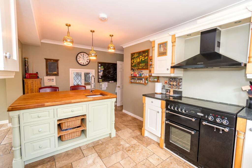 Additional image 4 of Wimborne Road East, Ferndown, BH22