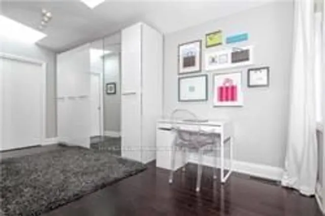 Additional image 9 of 14 Easton Rd