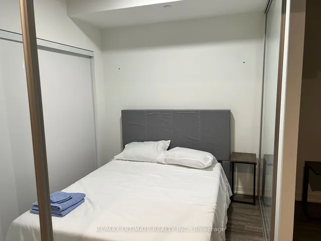 Additional image 6 of 1808 St Clair Ave Unit 209