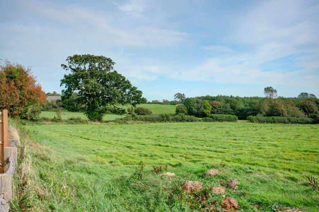 Additional image 2 of Horseshoe Place, Windmill Hill, BN27