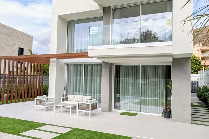 Primary image of Sierra Cortina