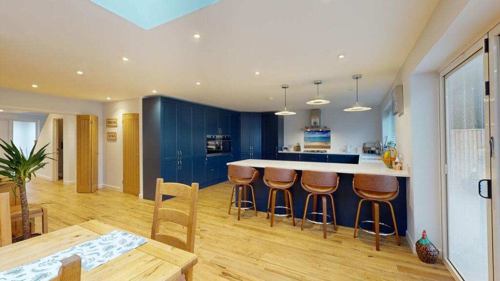 Additional image 11 of Brook Avenue North, New Milton, Hampshire, BH25