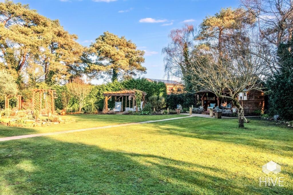 Additional image 33 of Lone Pine Drive, West Parley