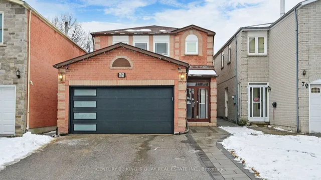 77 Roxanne Cres