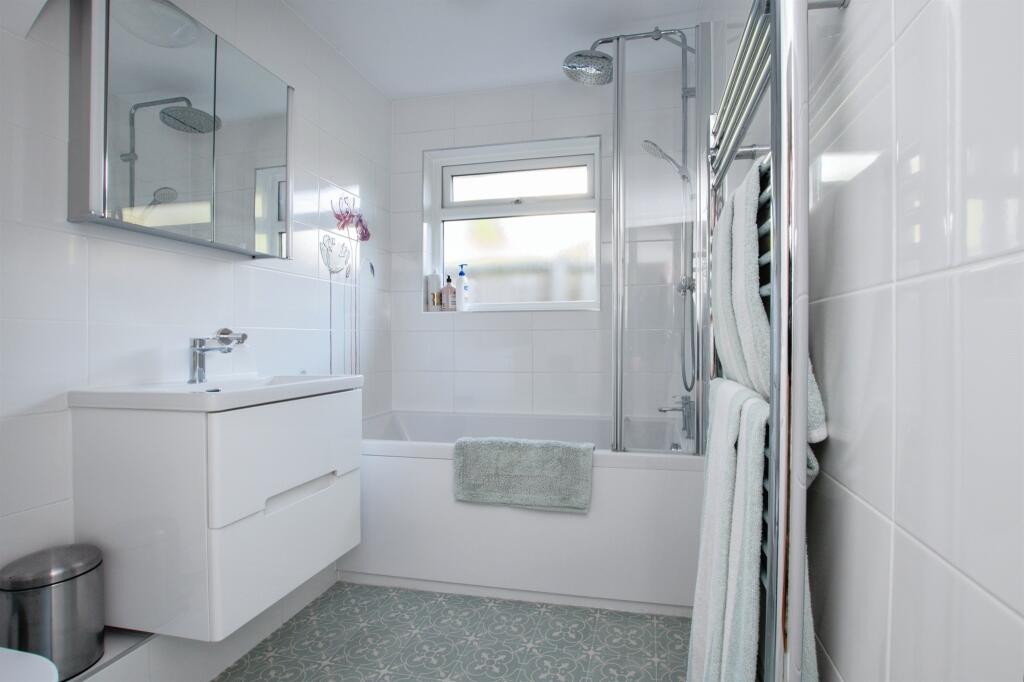 Additional image 7 of Fernlea Close, FERNDOWN