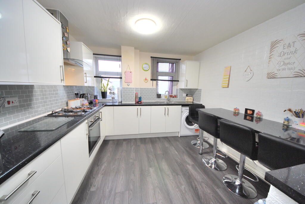 Additional image 10 of Crescent Avenue, Over Hulton, Bolton