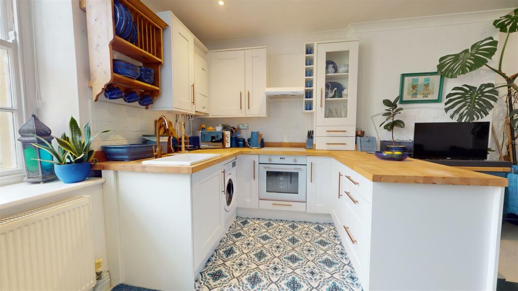 Additional image 11 of Royal Victoria Apartments, High Street, Swanage