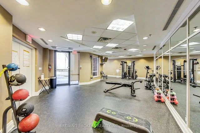 Additional image 29 of 25 Earlington Ave Unit 114