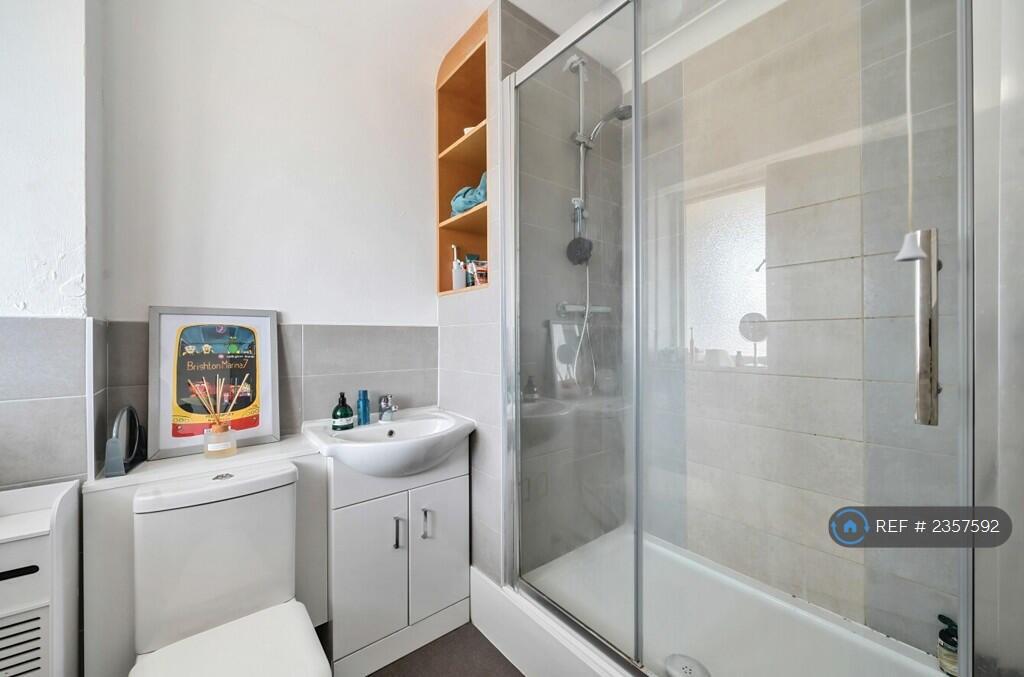 Additional image 9 of Meadway Court, Southwick, Brighton, BN42