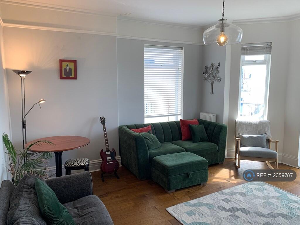 Additional image 5 of Pine Lodge, Bournemouth, BH5