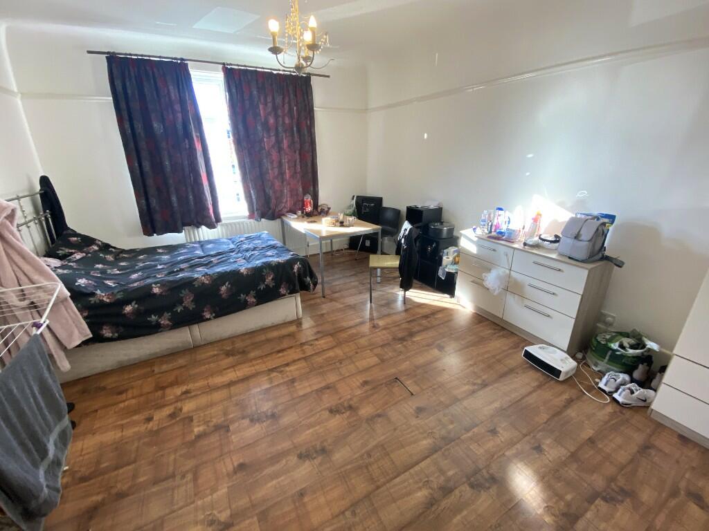 Additional image 6 of Richmond Park Road, Bournemouth, Dorset, BH8