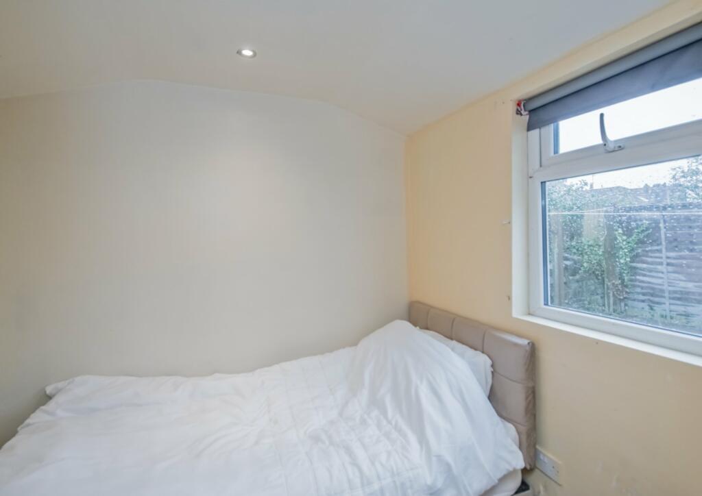 Additional image 17 of High Fernley Court, Wyke, Bradford, BD12