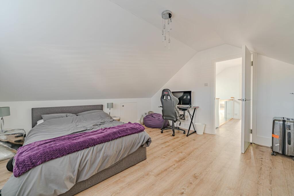 Additional image 21 of Burford Close, Christchurch, BH23