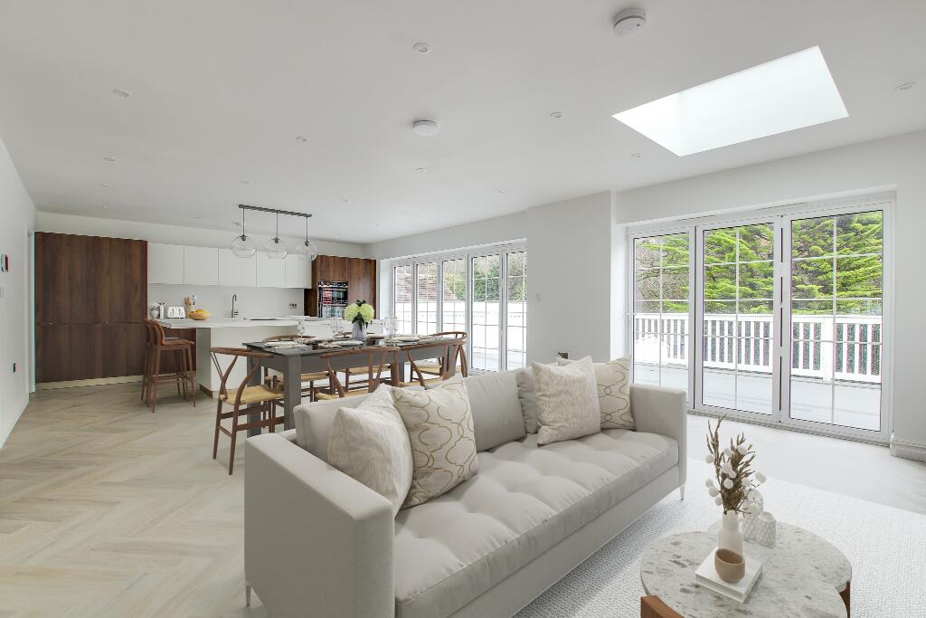 Additional image 22 of Elphinstone Road, Highcliffe, Christchurch, BH23