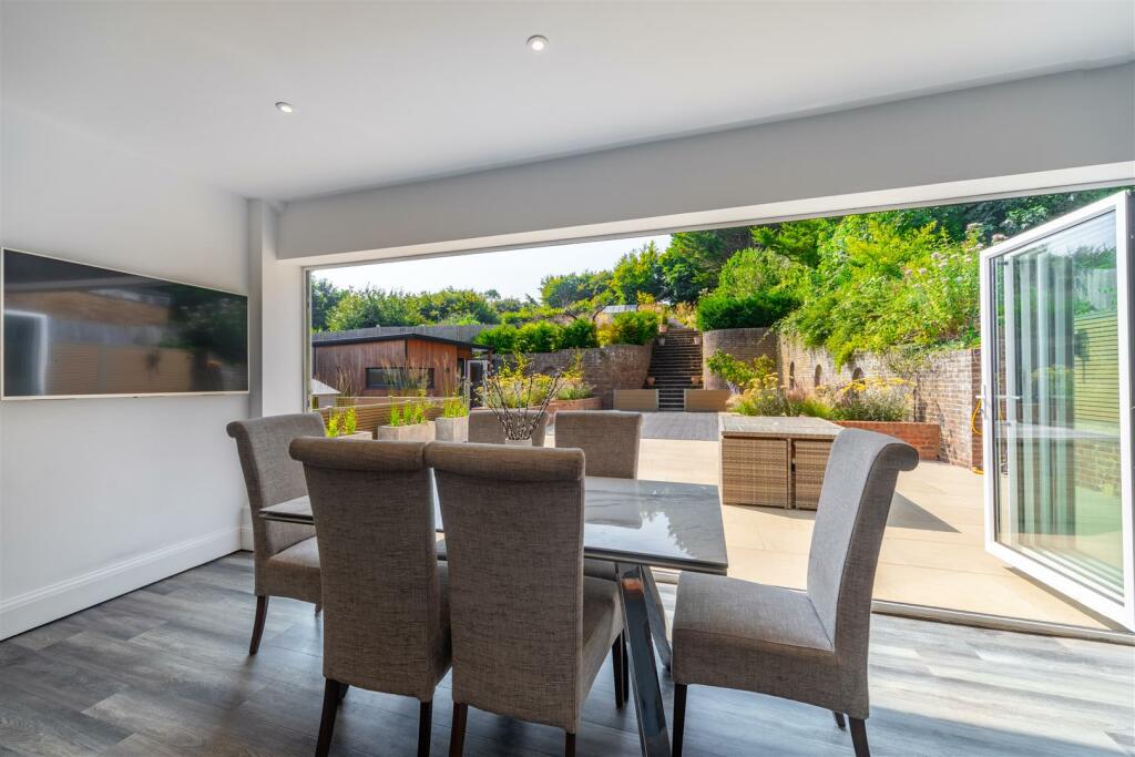 Additional image 8 of Woodland Drive, Hove