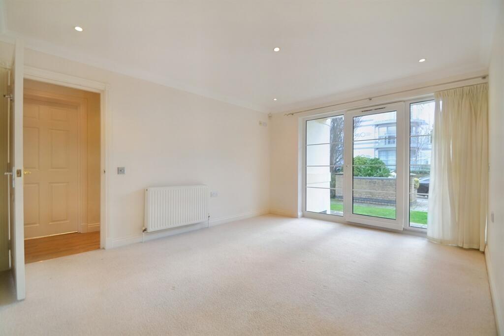 Additional image 9 of Alum Chine