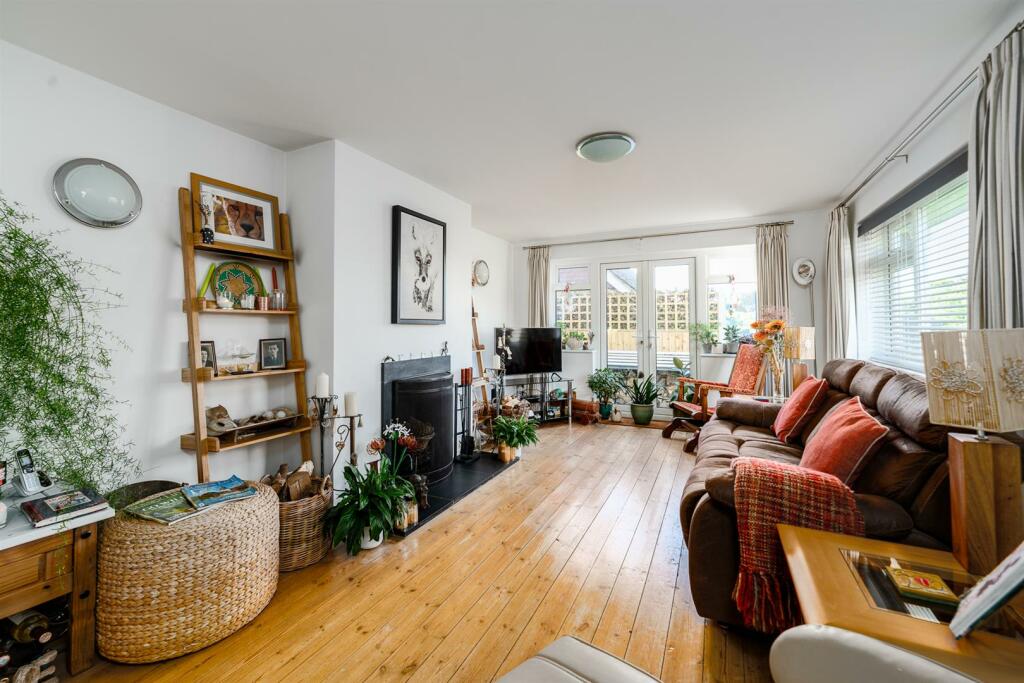 Additional image 5 of Clapham Close, Clapham Village