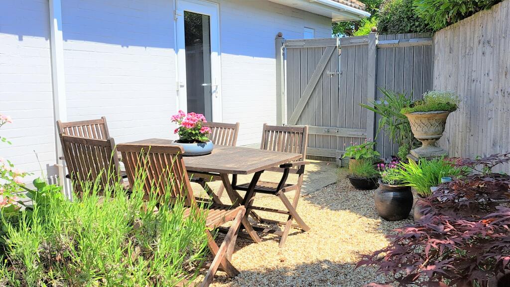 Additional image 14 of Appletree Close, New Milton