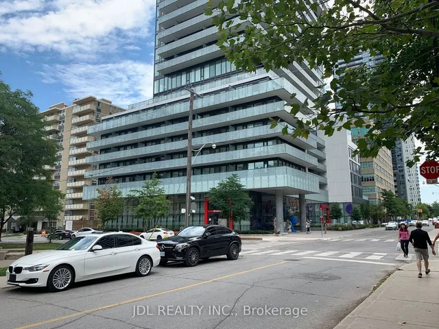 Additional image 39 of 185 Roehampton Ave Unit 1912