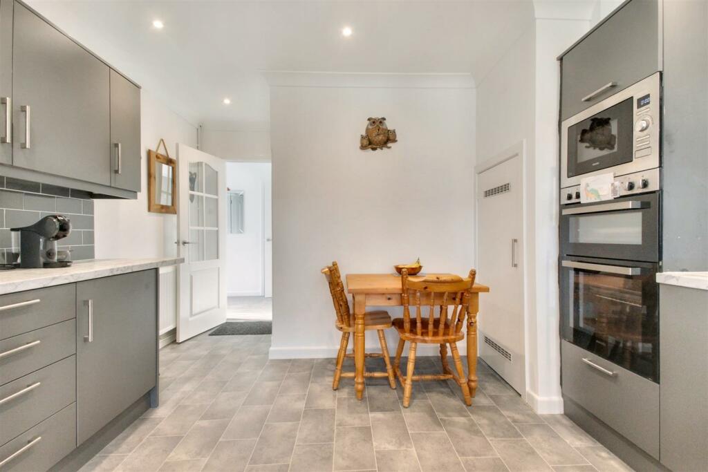 Additional image 6 of Glynde Avenue, Goring-By-Sea, Worthing