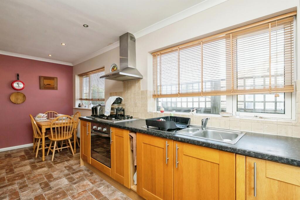 Additional image 5 of Cobald Road, Pevensey Bay, Pevensey