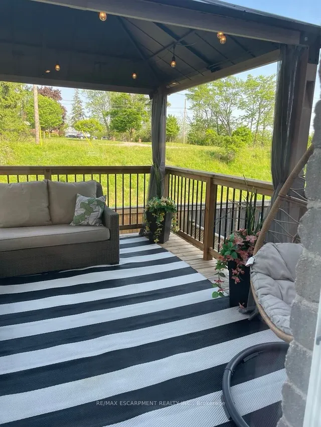 Additional image 39 of 51 Thames Way