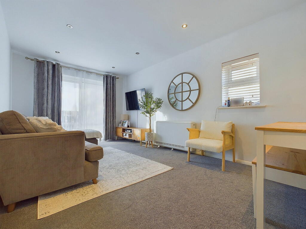 Additional image 11 of Sompting Road, Lancing, BN15 9LB