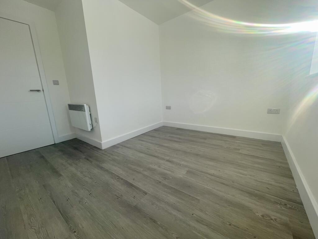 Additional image 6 of Bingley road