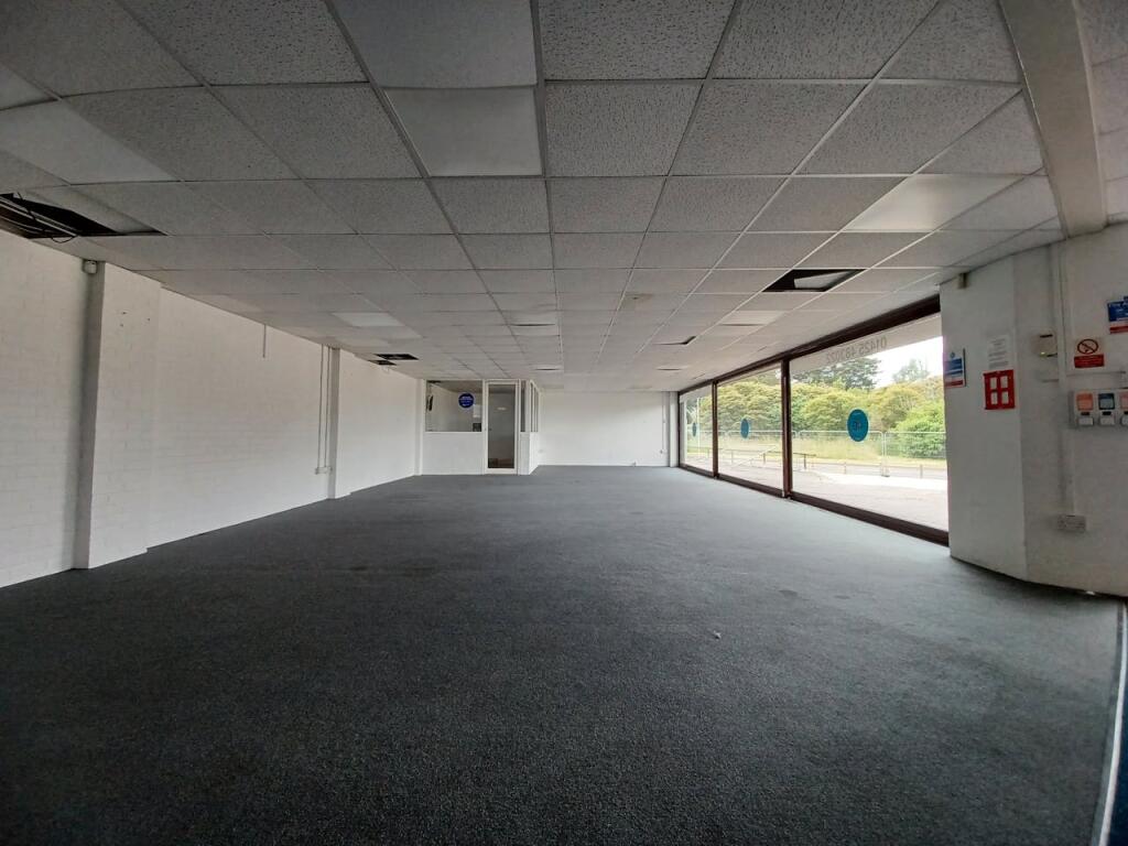 Additional image 6 of Wells Garage, Salisbury Road, Ringwood, BH24 1AU