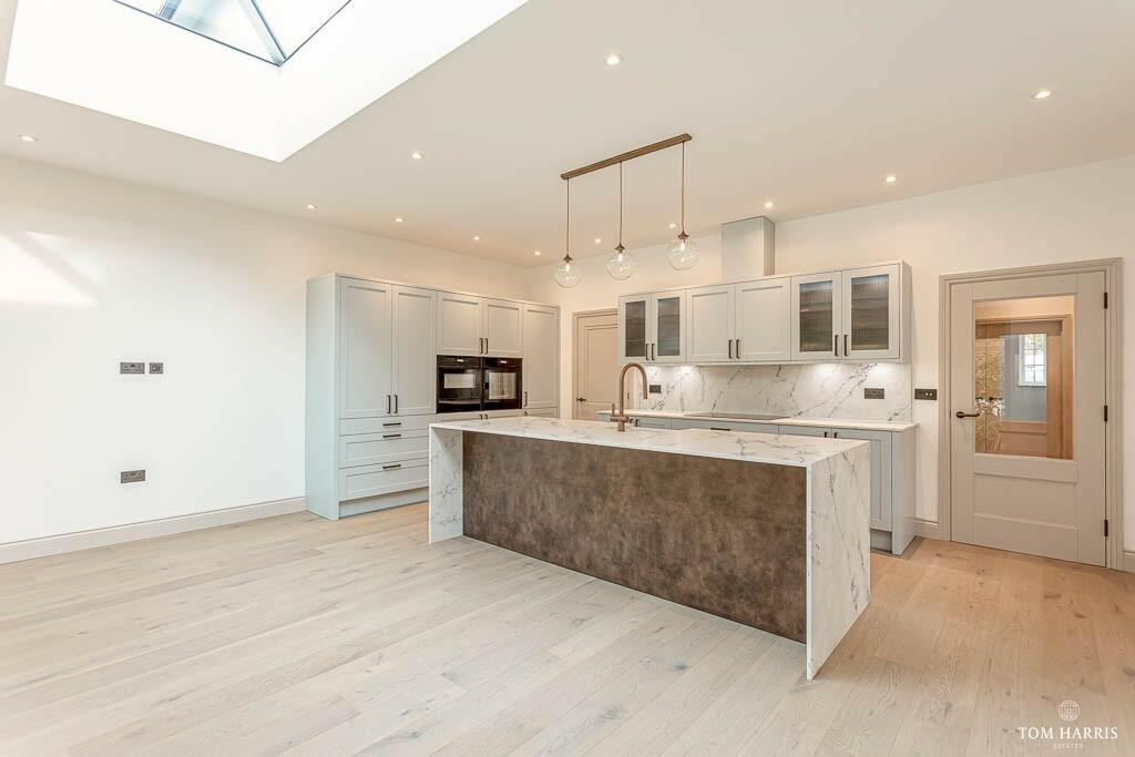 Additional image 2 of Ora Mare, Ravine Road, Bournemouth, Dorset, BH5