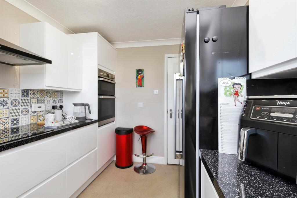 Additional image 9 of Santa Cruz Drive, Eastbourne