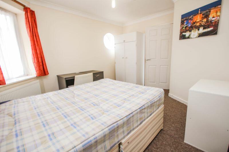 Additional image 5 of Wycliffe Gardens, Bournemouth