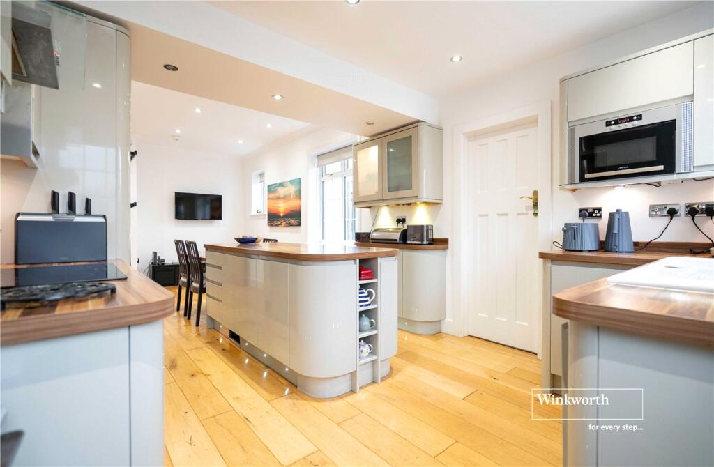 Additional image 22 of Montagu Road, Highcliffe, Christchurch, Dorset, BH23