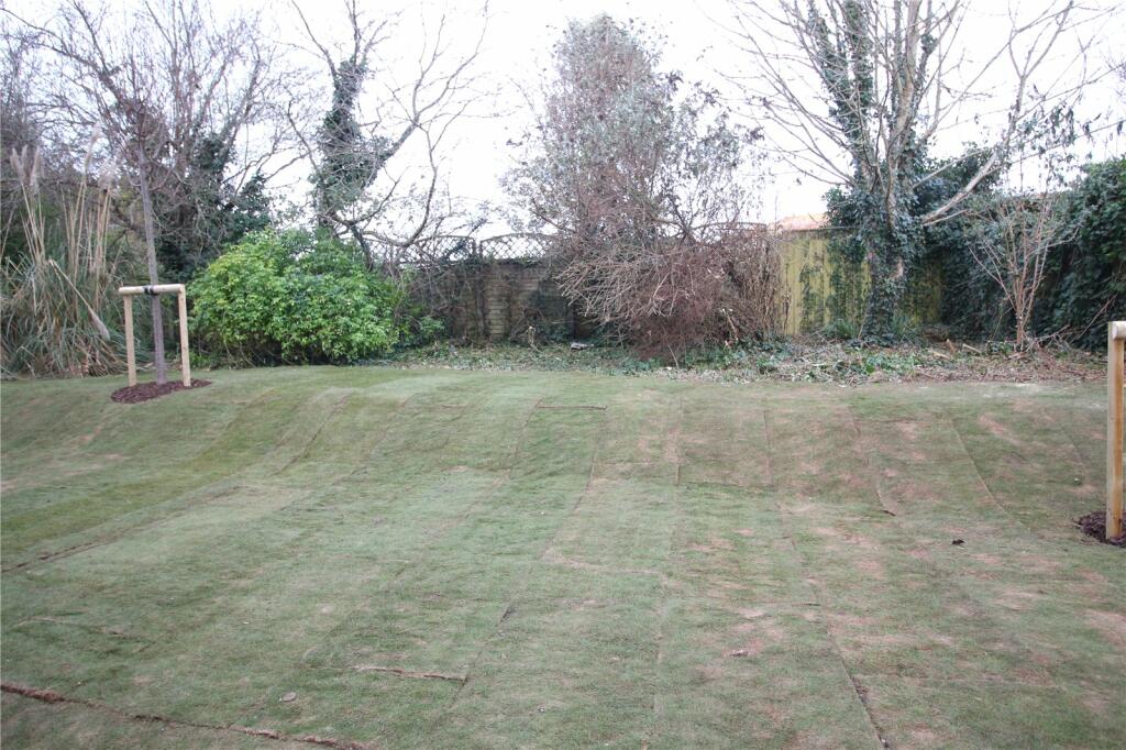 Additional image 17 of Chewton Farm Road, Highcliffe, Dorset, BH23