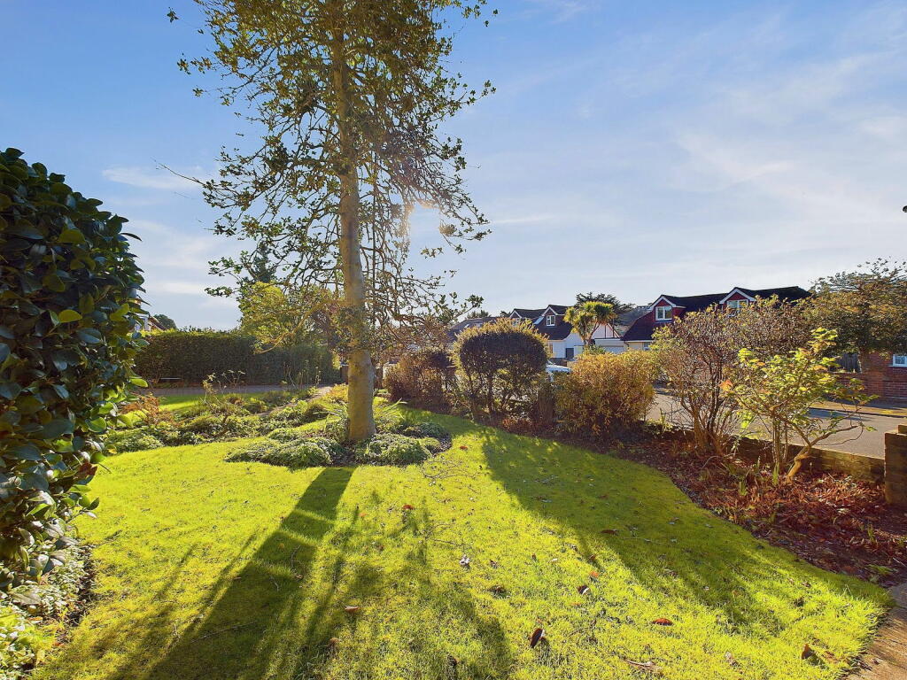 Additional image 35 of Lime Tree Avenue, Findon Valley, Worthing BN14 0DP