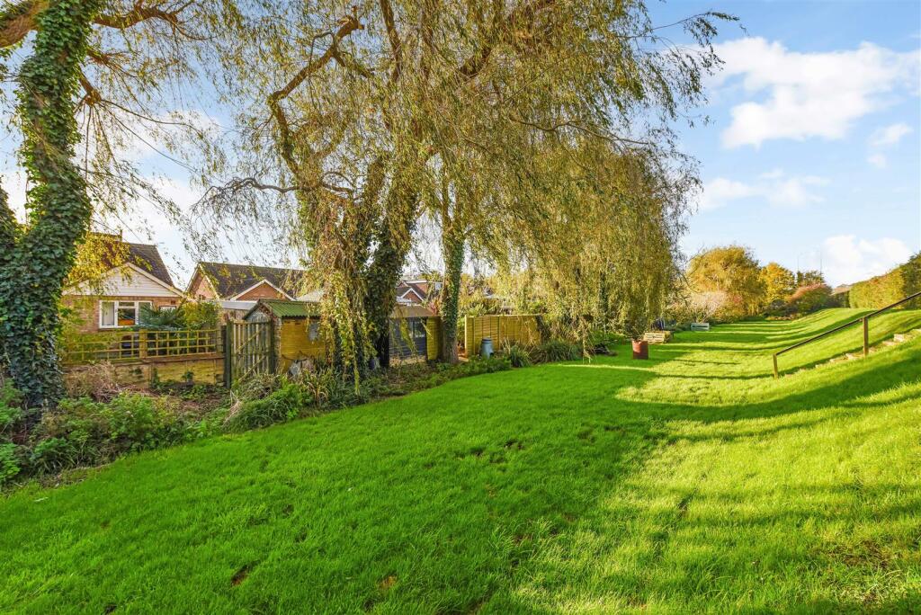 Additional image 10 of Fitzalan Road, Arundel