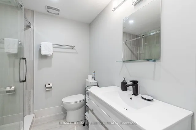 Additional image 36 of 223 Manning Ave