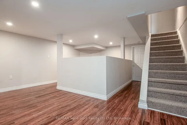 Additional image 33 of 162 Jansen Ave Unit 21