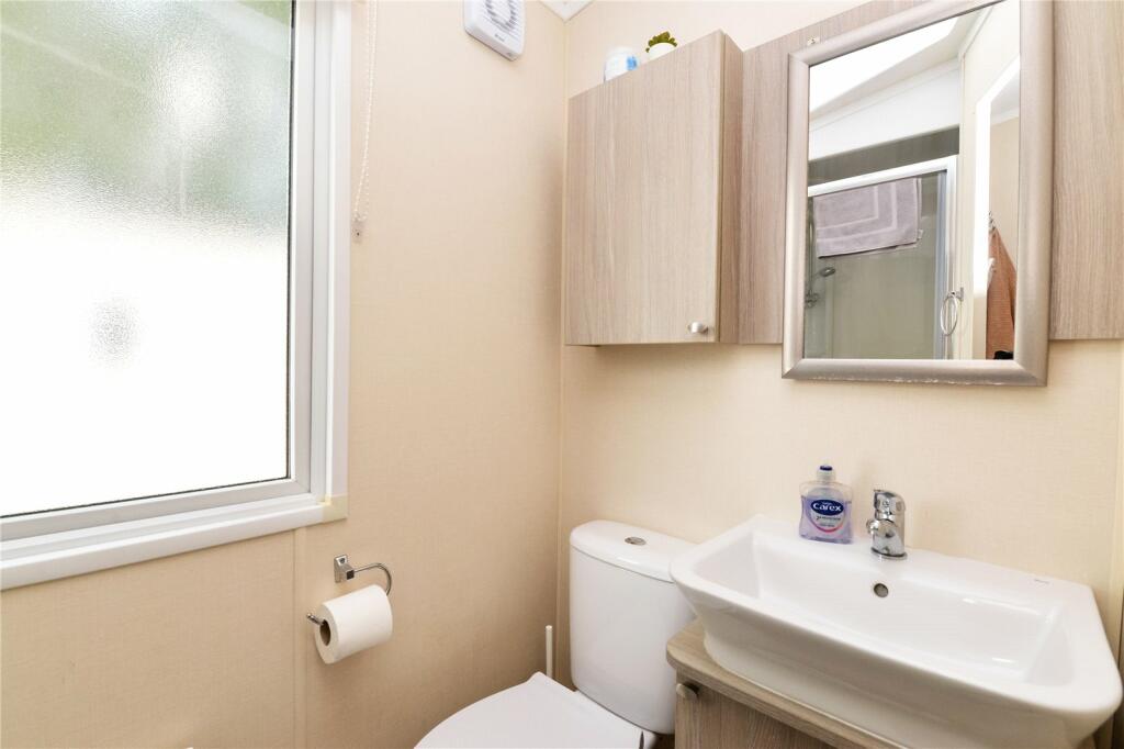 Additional image 9 of Rowan, Hoburne Bashley Holiday Park, New Milton, Hampshire, BH25