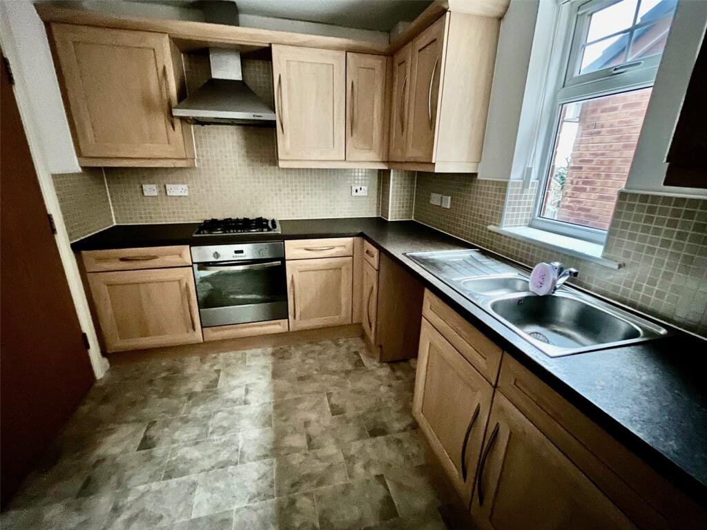 Additional image 2 of Linnyshaw Close, Bolton, Greater Manchester, BL3