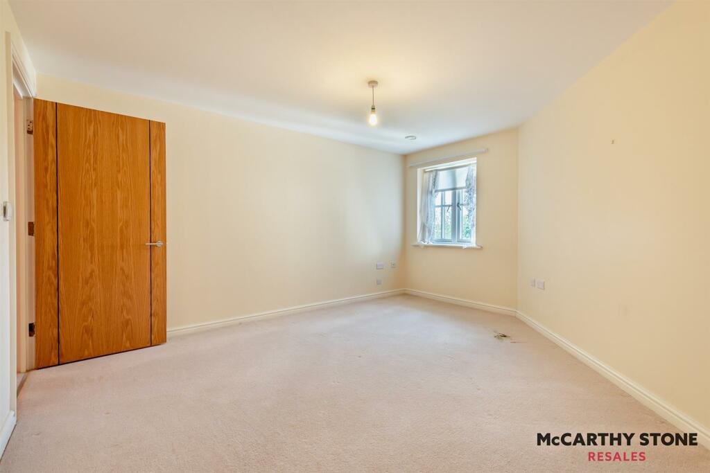 Additional image 16 of Cornmantle Court, Parsonage Barn Lane, Ringwood, Hampshire, BH24  1WJ